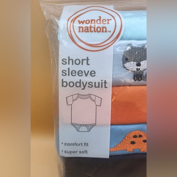 6 Pack Newborn Short Sleeve Bodysuit Set - Picture 1 of 9